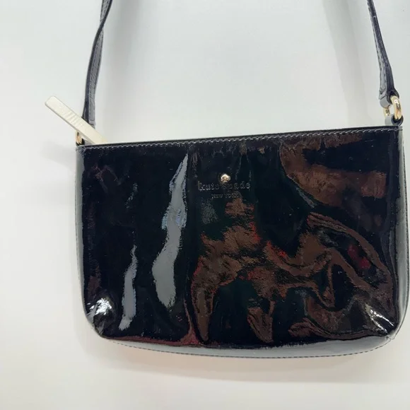 Kate Spade Black Patent Leather Crossbody with Gold Zip Pull - Picture 1 of 12